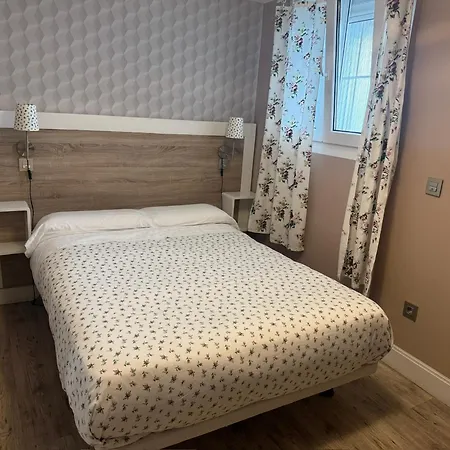 En El Centro De En La Plaza Juan Carlos I Santander