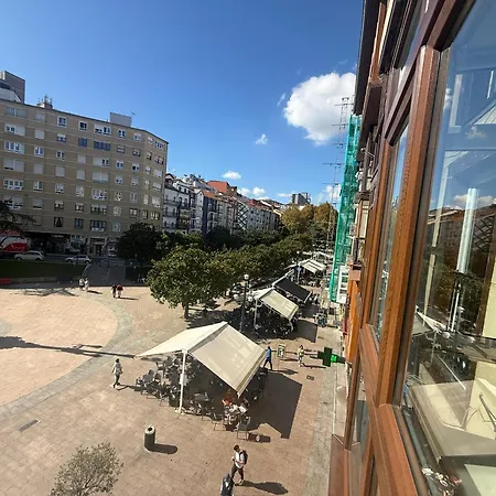 En El Centro De En La Plaza Juan Carlos I Lejlighed Santander