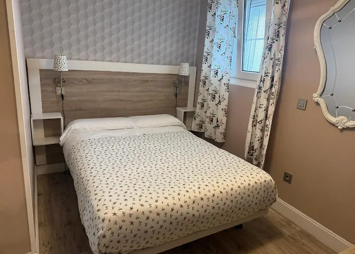 En El Centro De En La Plaza Juan Carlos I Santander