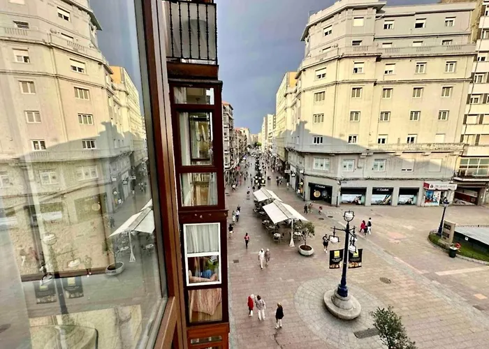 En El Centro De En La Plaza Juan Carlos I