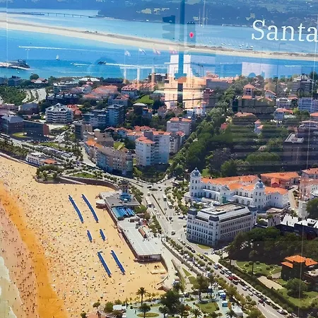 En El Centro De En La Plaza Juan Carlos I *